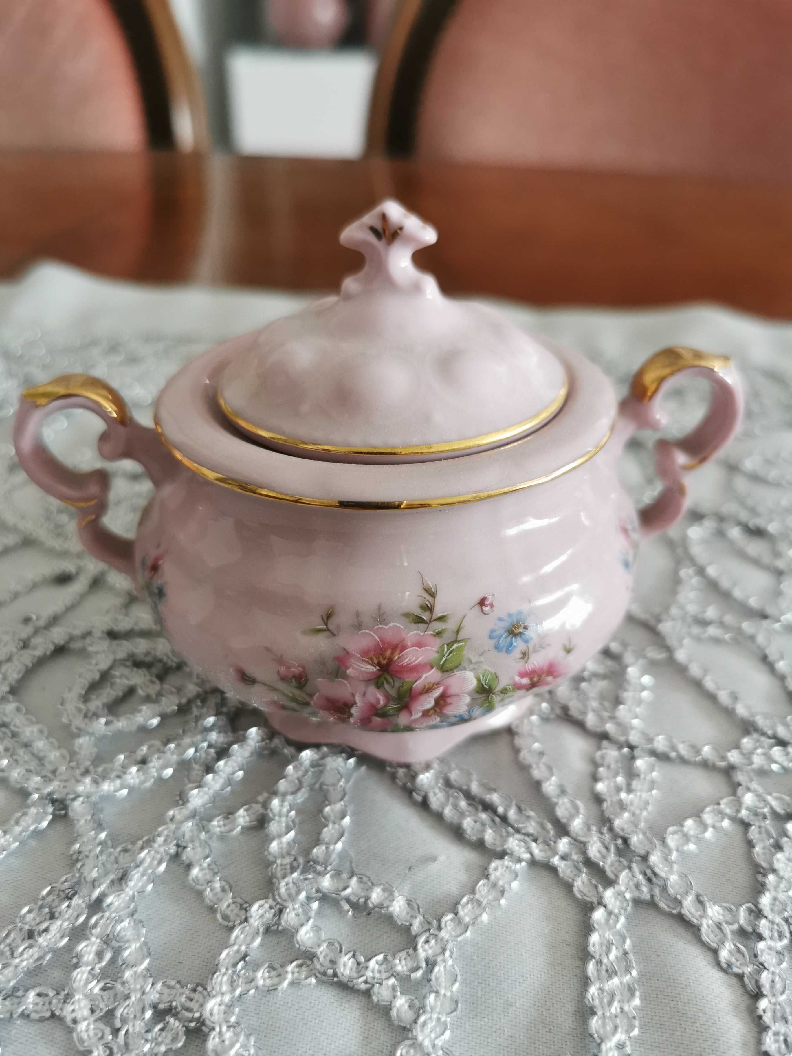 Cukiernica Czeska porcelana