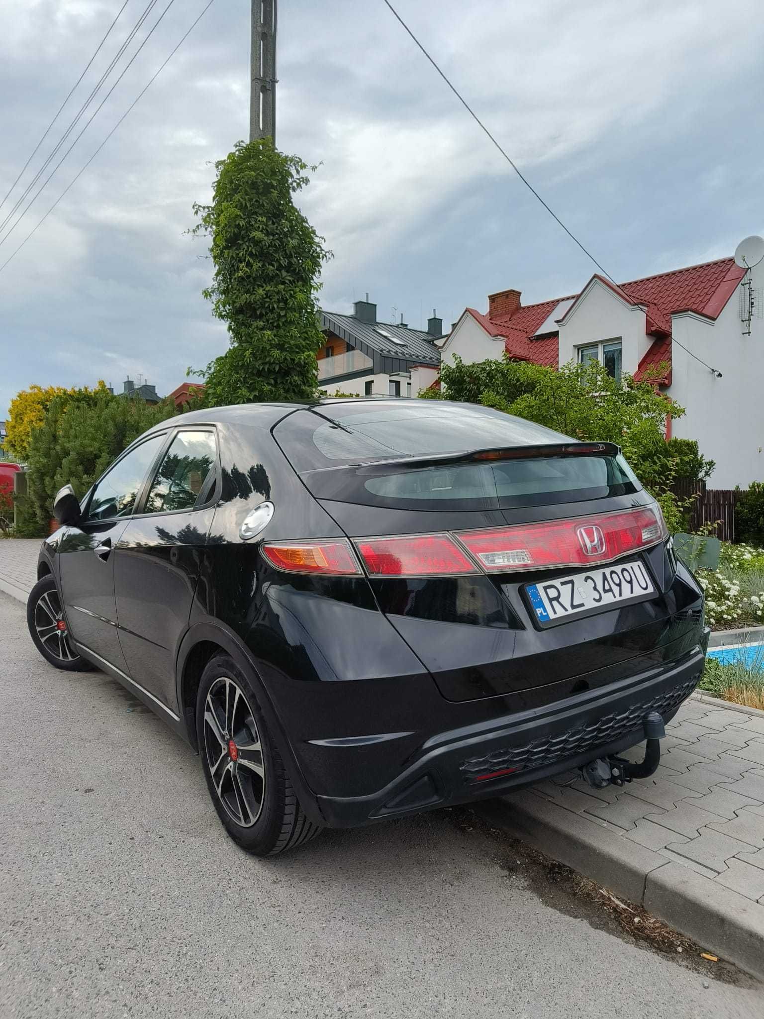 ** PO DUŻYM SERWISIE HONDA Civic VIII 1.4 2006  Bezwypadkowa OKAZJA **
