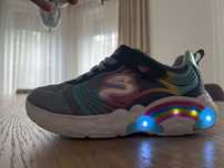 Buciki Skechers r 33
