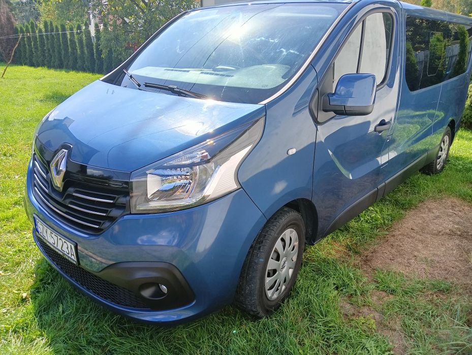 Wynajem bus 9 osobowy