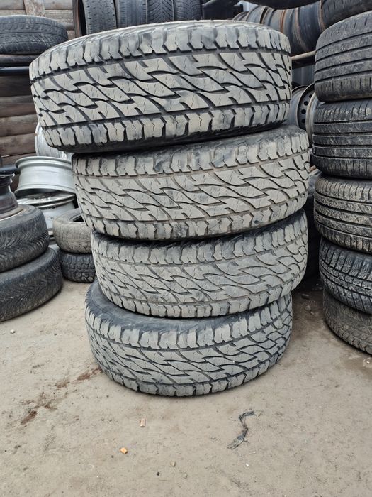 Продам Шини Bridgestone Всесезонні 265/65/17