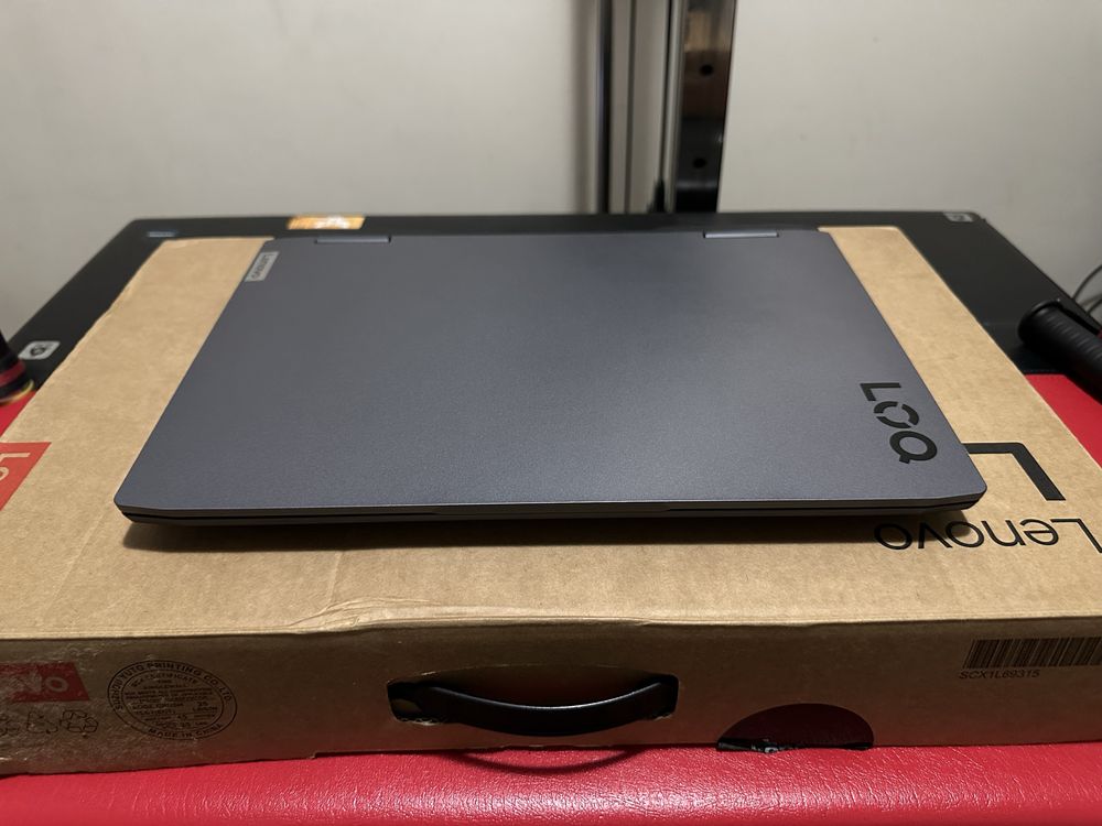 Portátil Gaming Lenovo LOQ | RTX 4060 | Ryzen 7 7840HS | 512GB SSD |