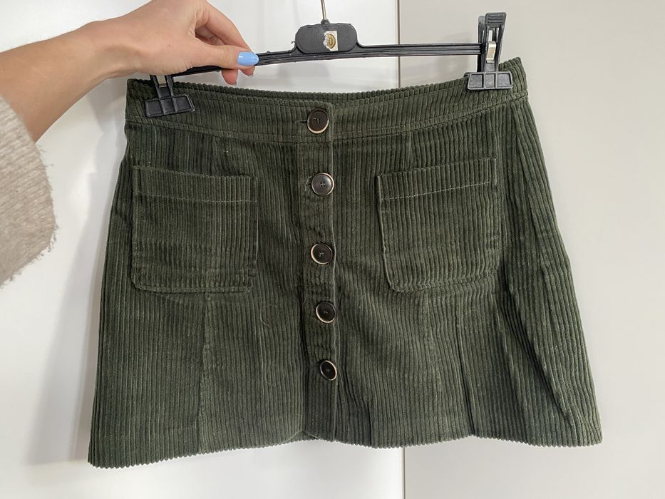 Zielona khaki spódniczka mini Zara sztruks rozmiar M