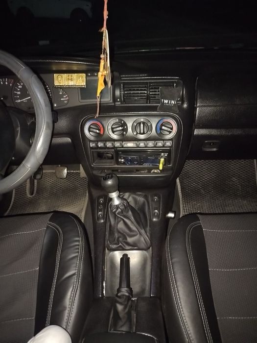 Opel omega b 2000 рік 2 л бензин