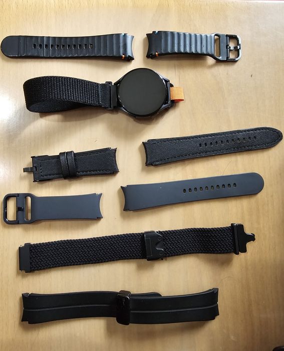 Samsung Galaxy Watch 5 44mm Bluetooth — braceletes extra
