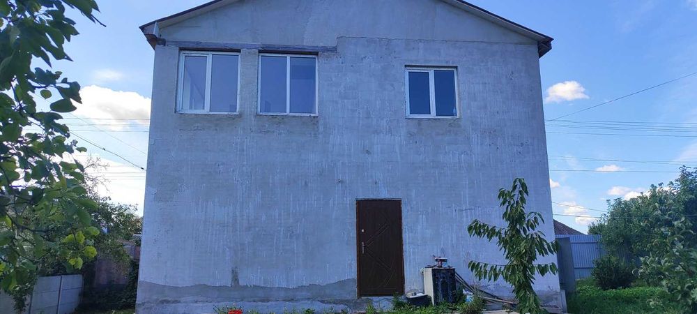 Продаж будинку м.Володарка