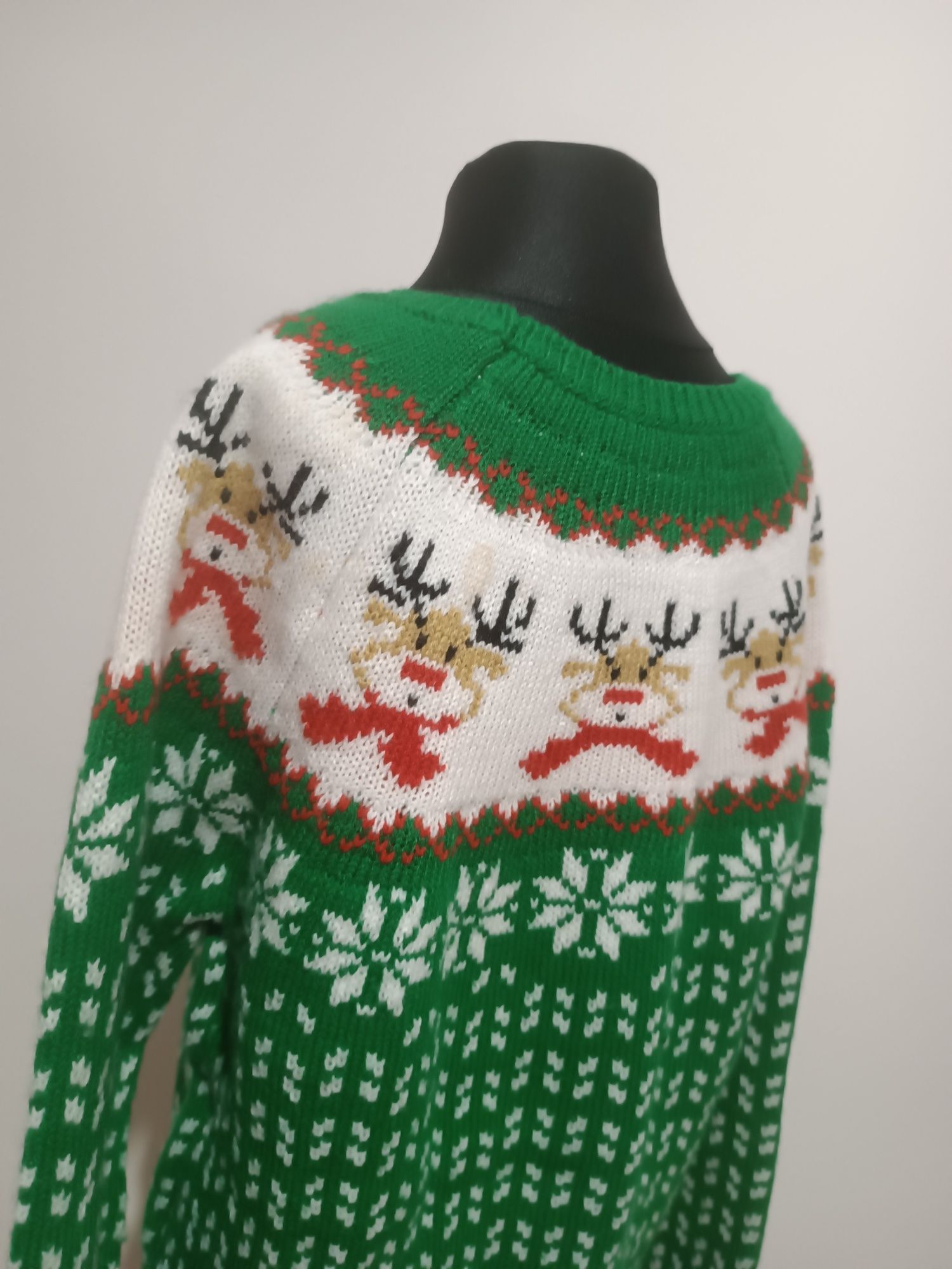 Świąteczny sweter firmy George nowy rozmiar 7-8 lat/ 122 -128 cm