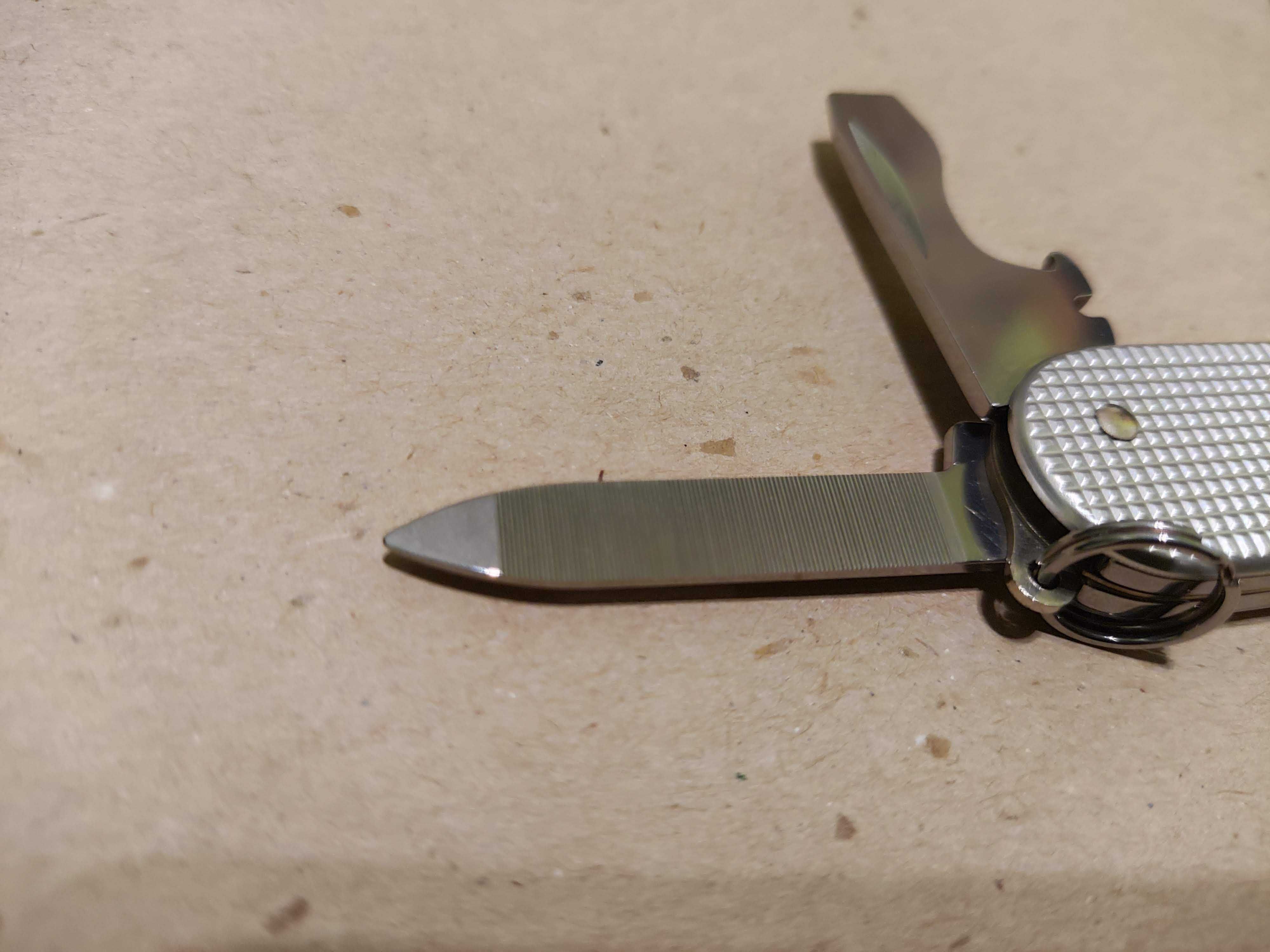 Scyzoryk Victorinox Cadet Alox 84mm