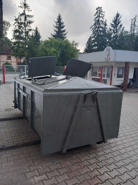 kontener na śmieci odpady