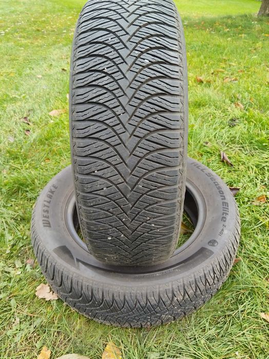 Opony wielosezonowe 215/65R17 2szt. 2022 rok