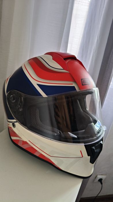 Capacete usado em ótimo estado