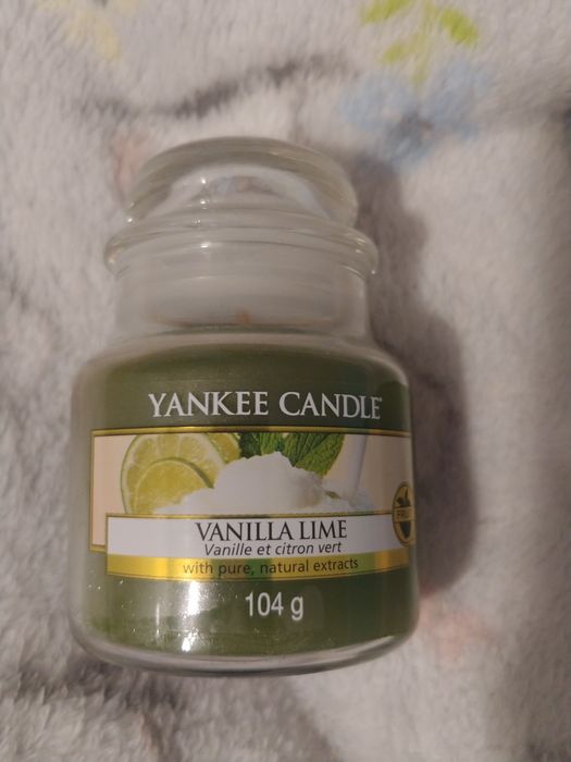 Świeca Yankee Candle vanilla lime