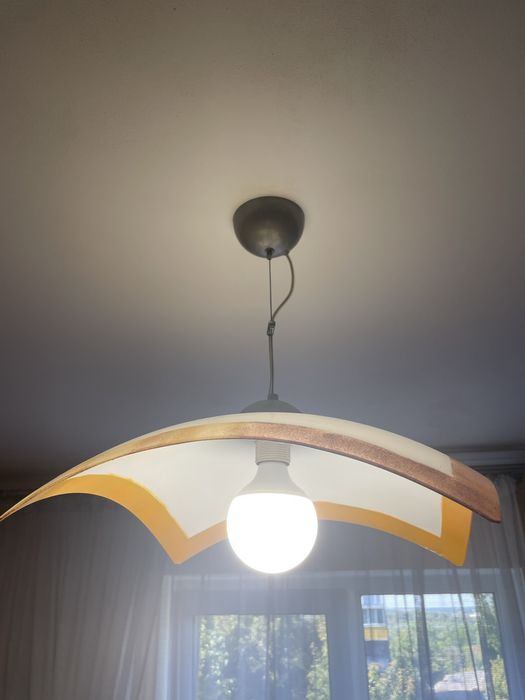 Продам підвісний світильник