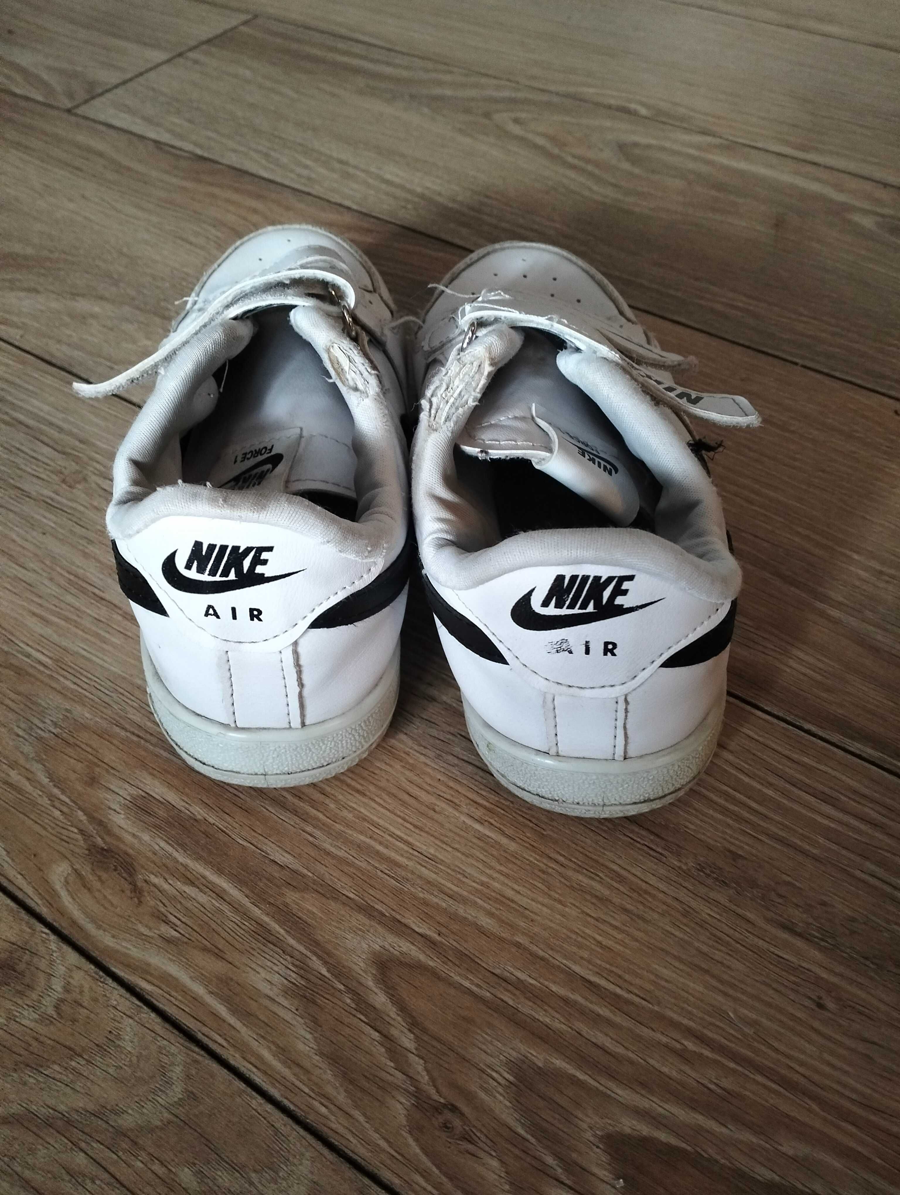 Adidasy, sneakersy Nike air, r. 34