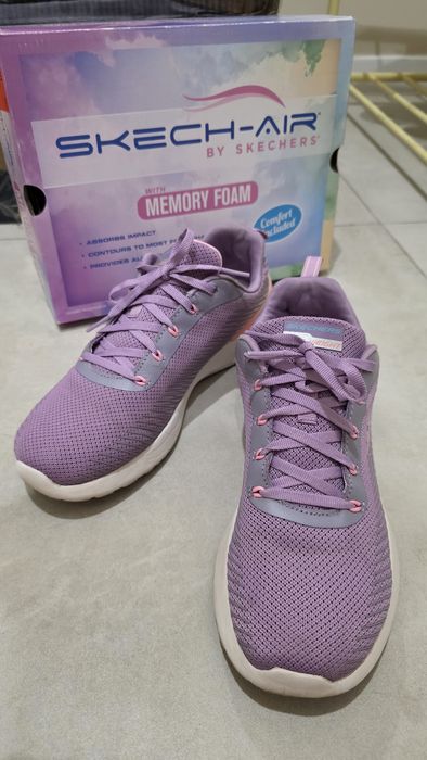 Жіночі кросівки Skechers 39р