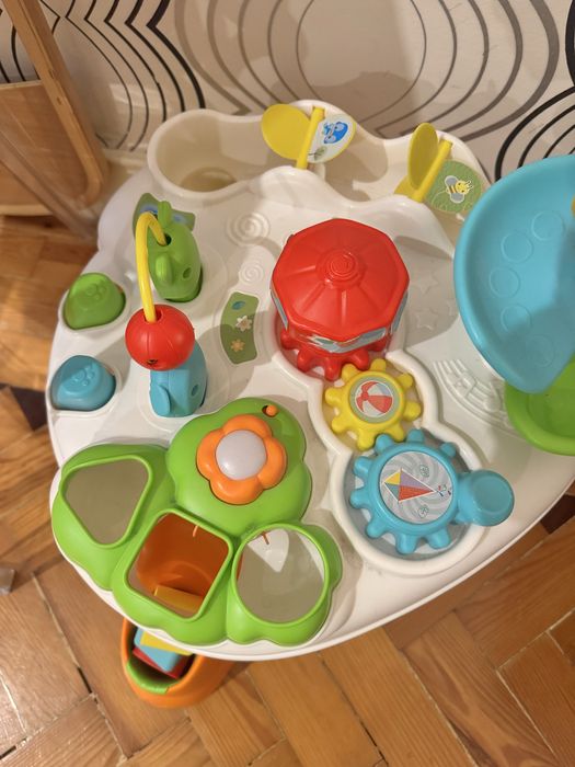 Brinquedo Mesa com atividades crianças Montessori