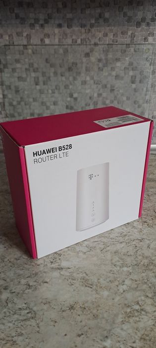 ROUTER HUAWEI B528s-23a LTE CAT6 2.4/5GHz SIM 300Mbps