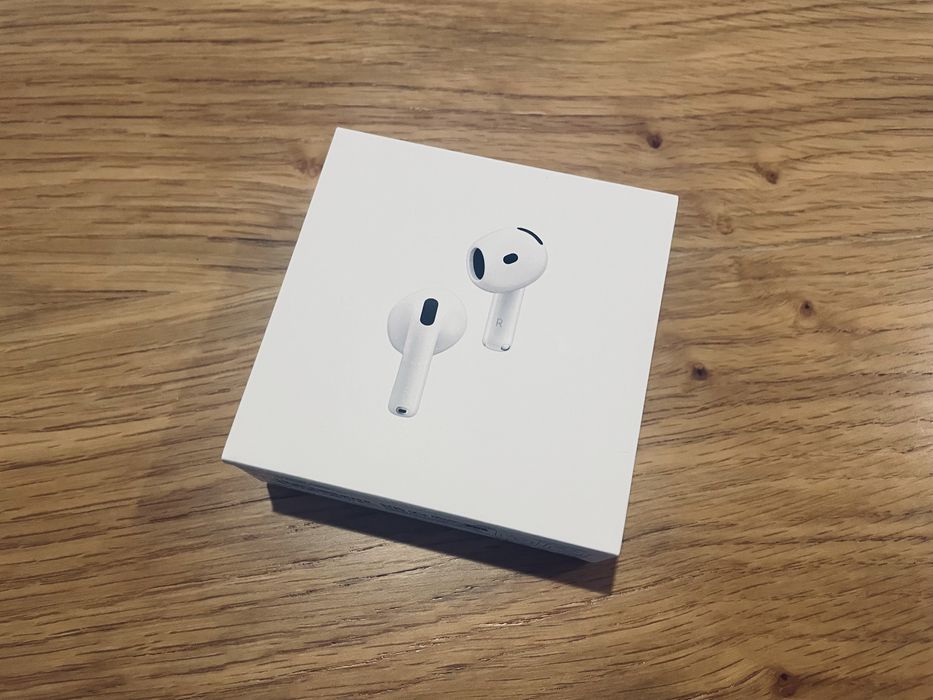 AirPods 4 Active Noise Cancellation