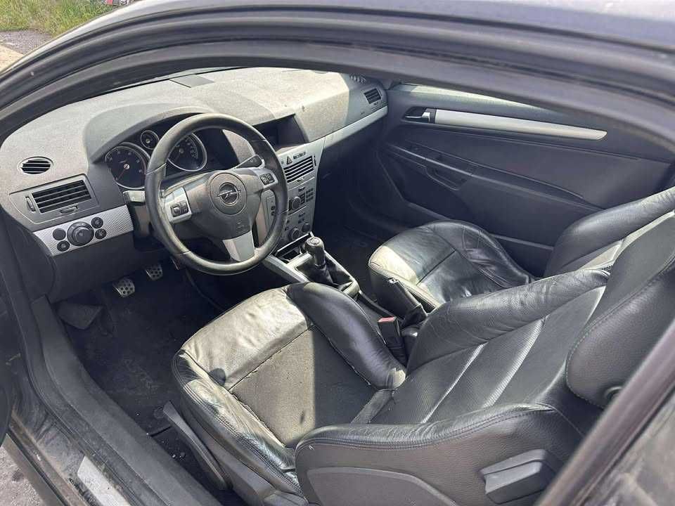Części Astra H OPC 06r,1.9CDTI, Silnik Skrzynia Drzwi Lampa Maska Z20R