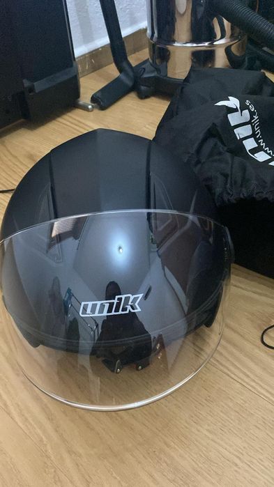 Vendo capacetes semi novo