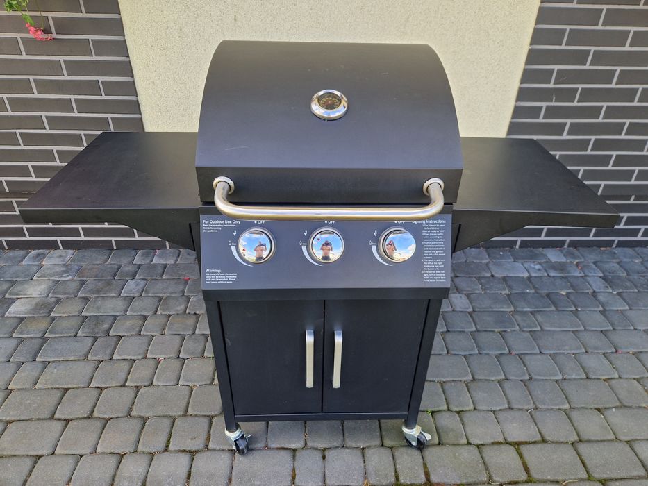 Grill gazowy w dobrym stanie