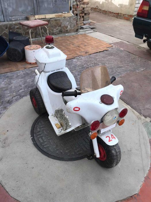 дитячий мотоцикл