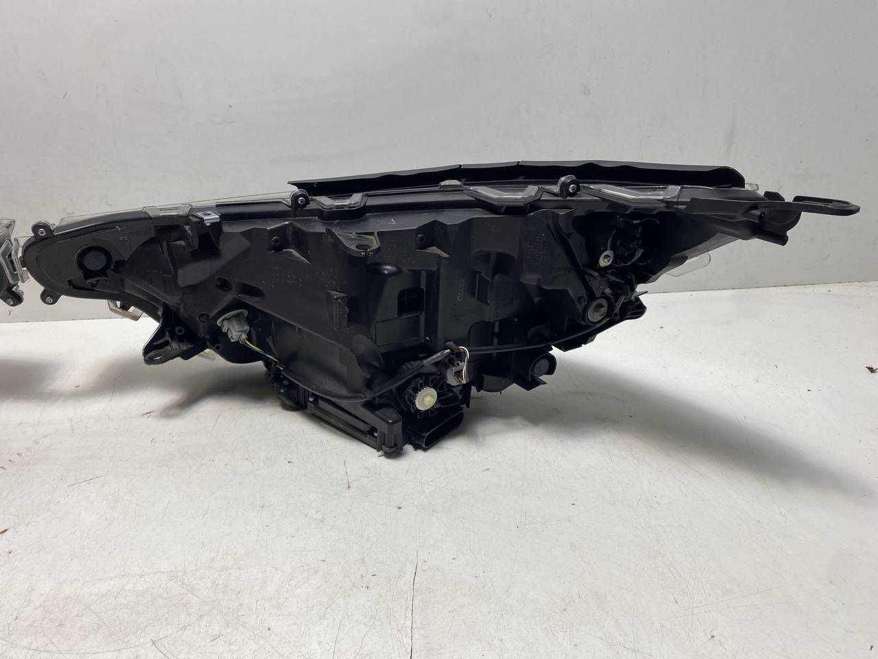 Фары, фари Toyota Rav 4  FULL LED