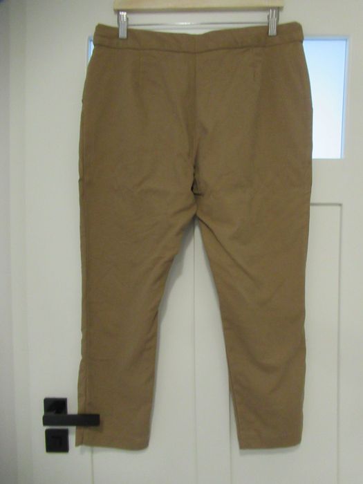 F&F brązowe spodnie 44 cygaretki
