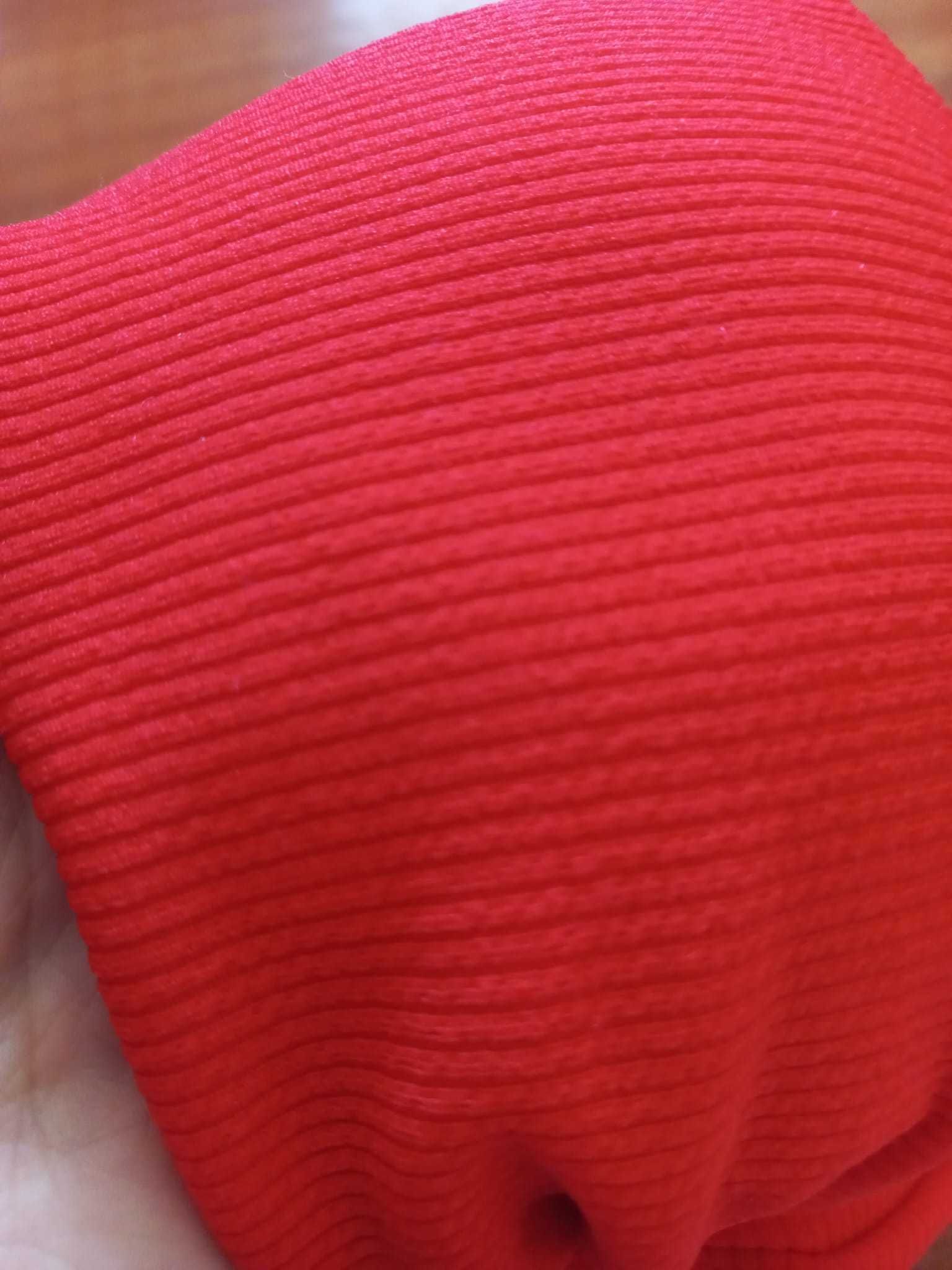Biquini vermelho tamanho S/36