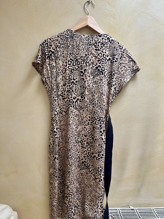 Sukienka Vissavi • stylowa panterka • safari kopertowa