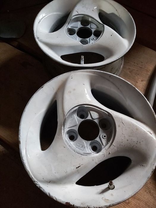 Продам титани r13 4/98