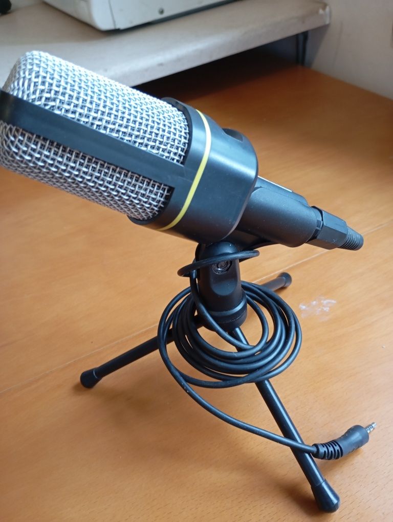 Mikrofon tracer screamer działa