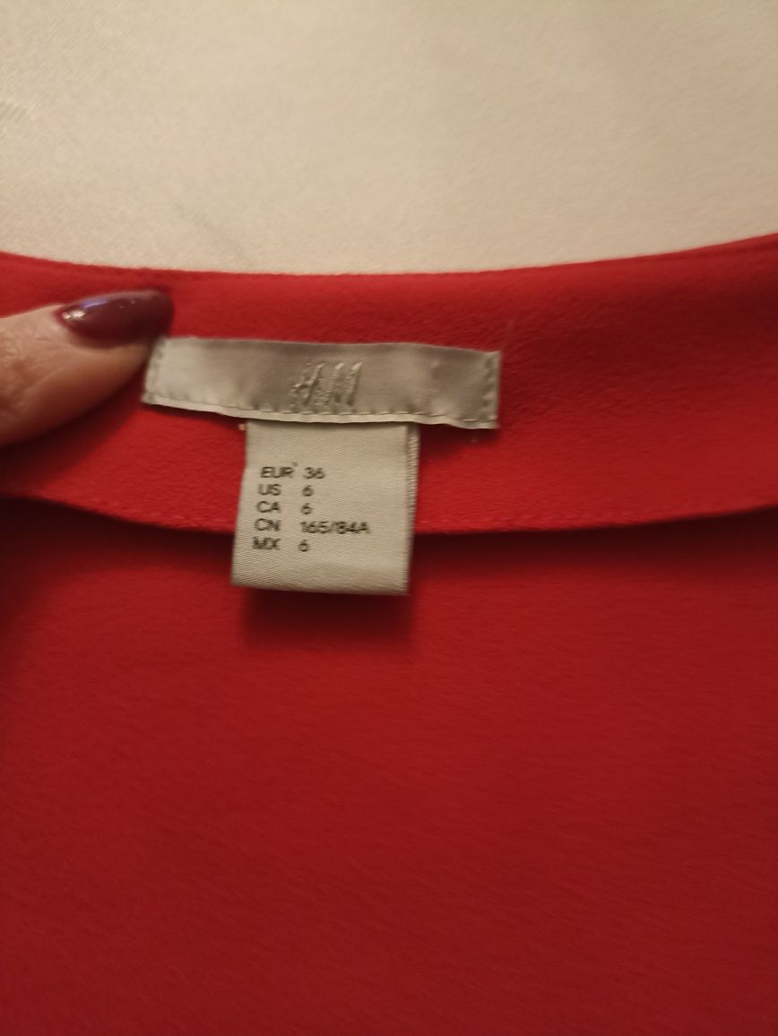 Śliczna czerwona bluzka H&M