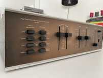 Amplificador  Radford HD-250