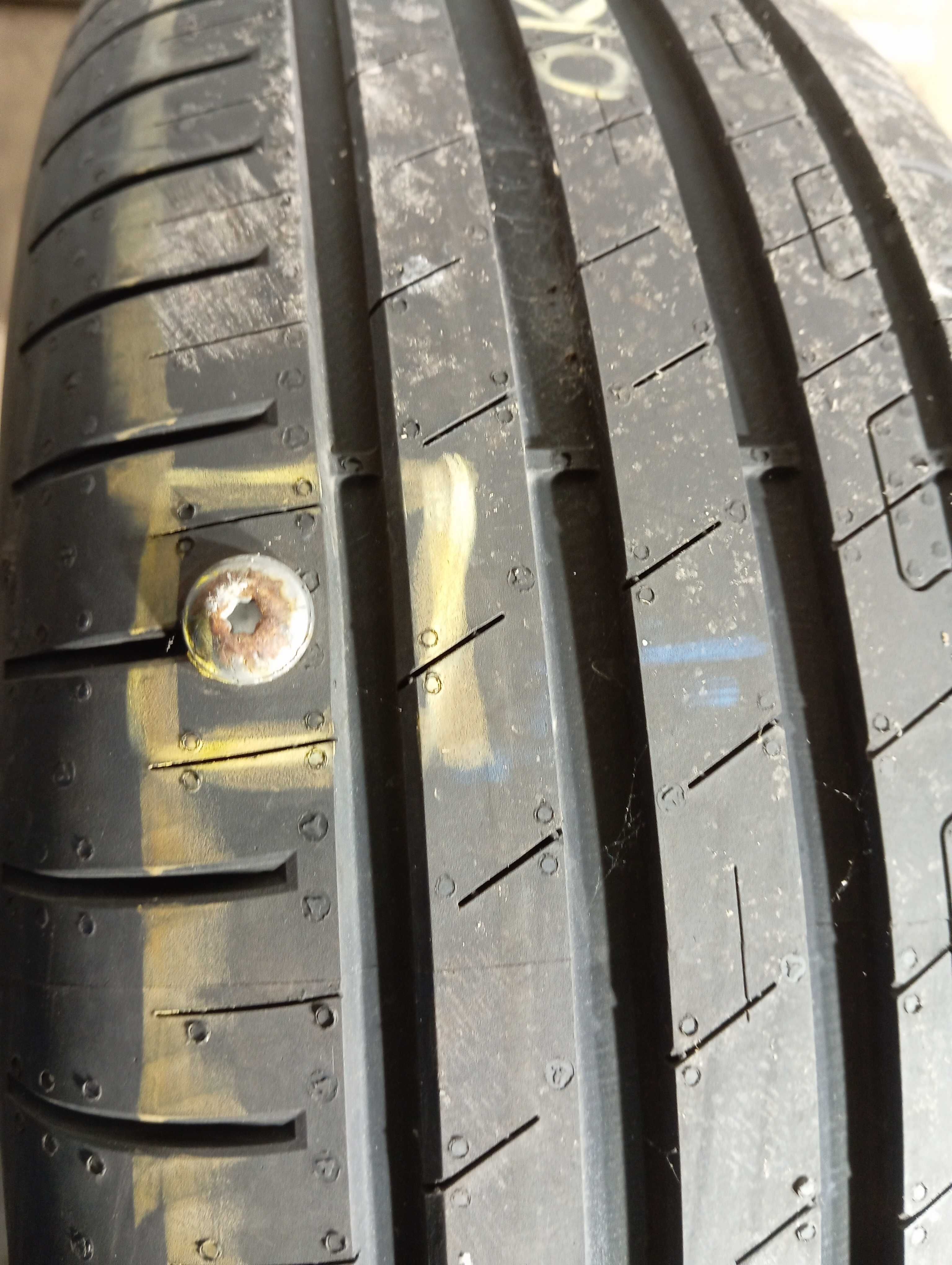 1x 205/55 R17 91V Goodyear Efficientgrip 2022r 7mm