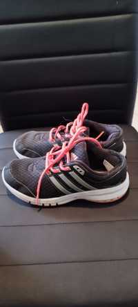 Buty Adidas r. 35,5 ,kolor czarny