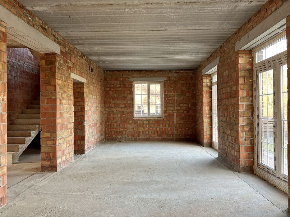 Купити будинок у лісовій Бучі у котеджному містечку