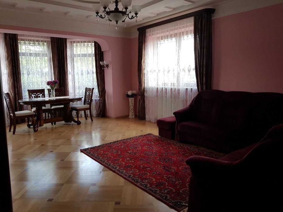 Родинний будинок для комфортного життя в м. Пустомити 9 км від Львова