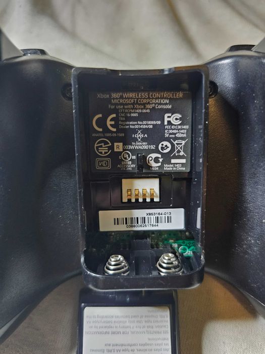 Gamepad Xbox 360 pad  czarny bezprzewodowy komplet Microsoft