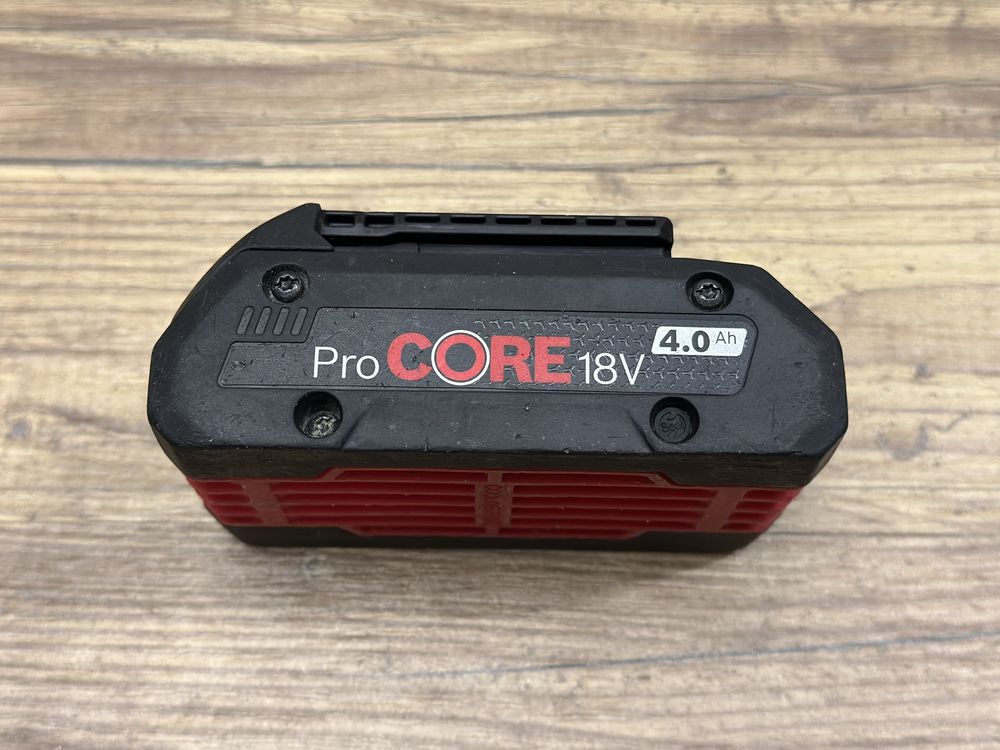 Akumulator GBA 18V 4,0Ah ProCore BOSCH (litowo-jonowy)