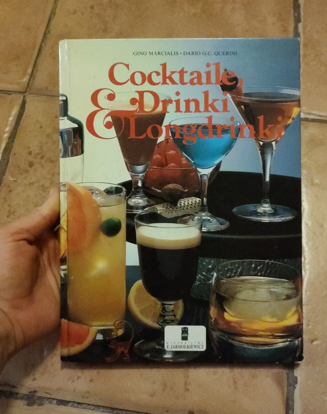 Cocktaile, drinki, longdrinki