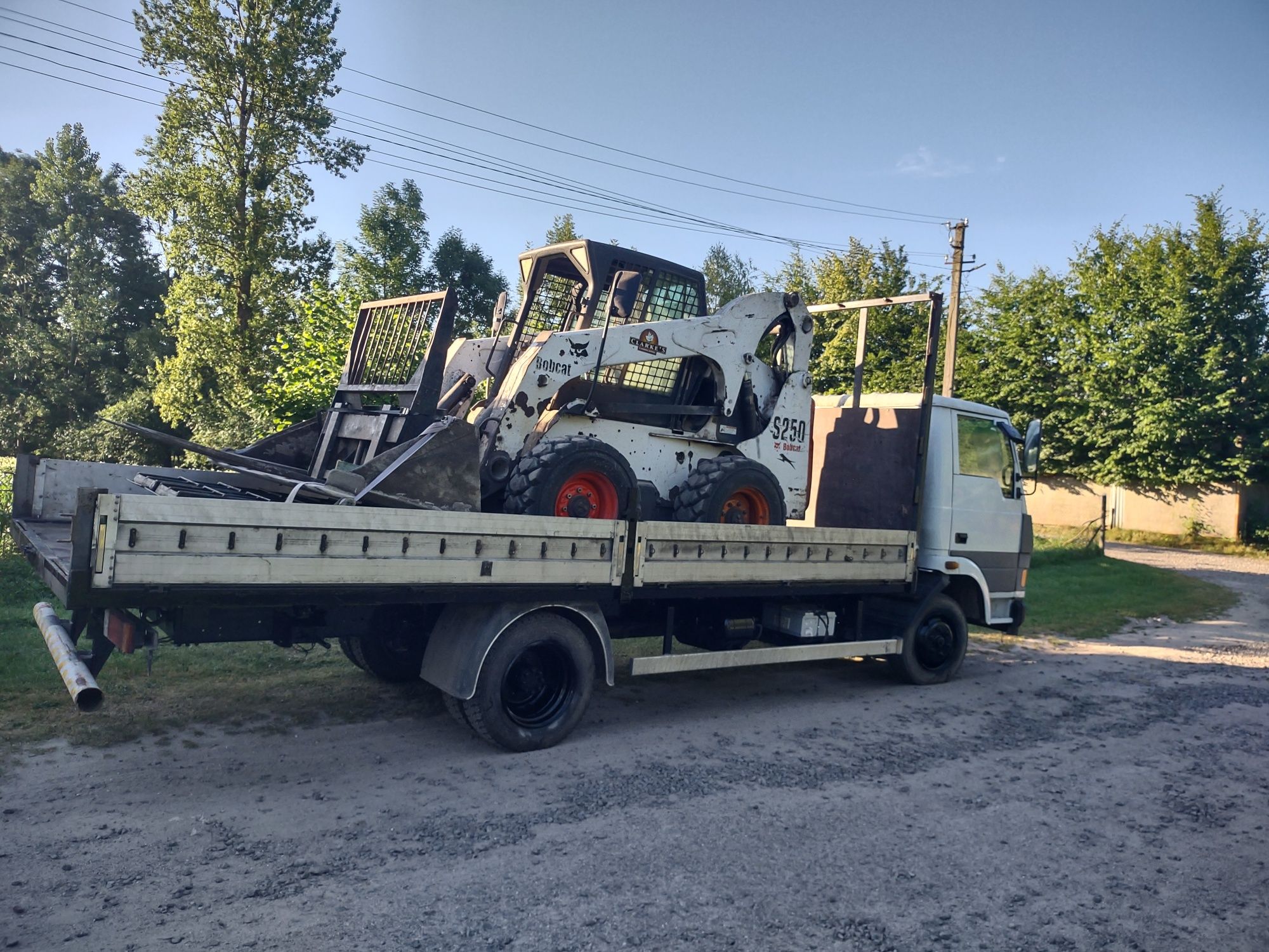 Оренда міні навантажувача Бобкат / bobcat , вантажні перевезення.