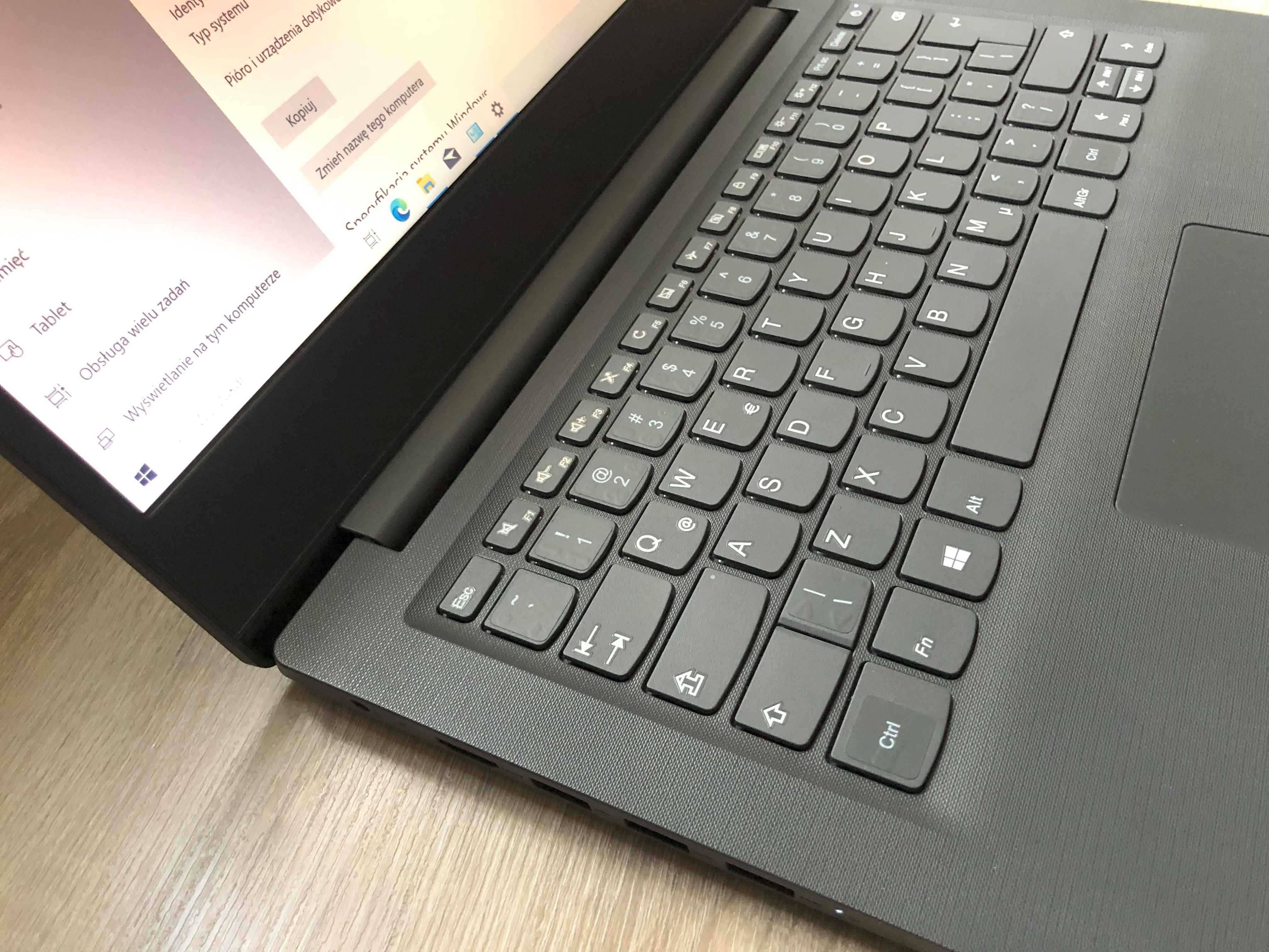 laptop Lenovo w bardzo dobrym stanie sprzedam.