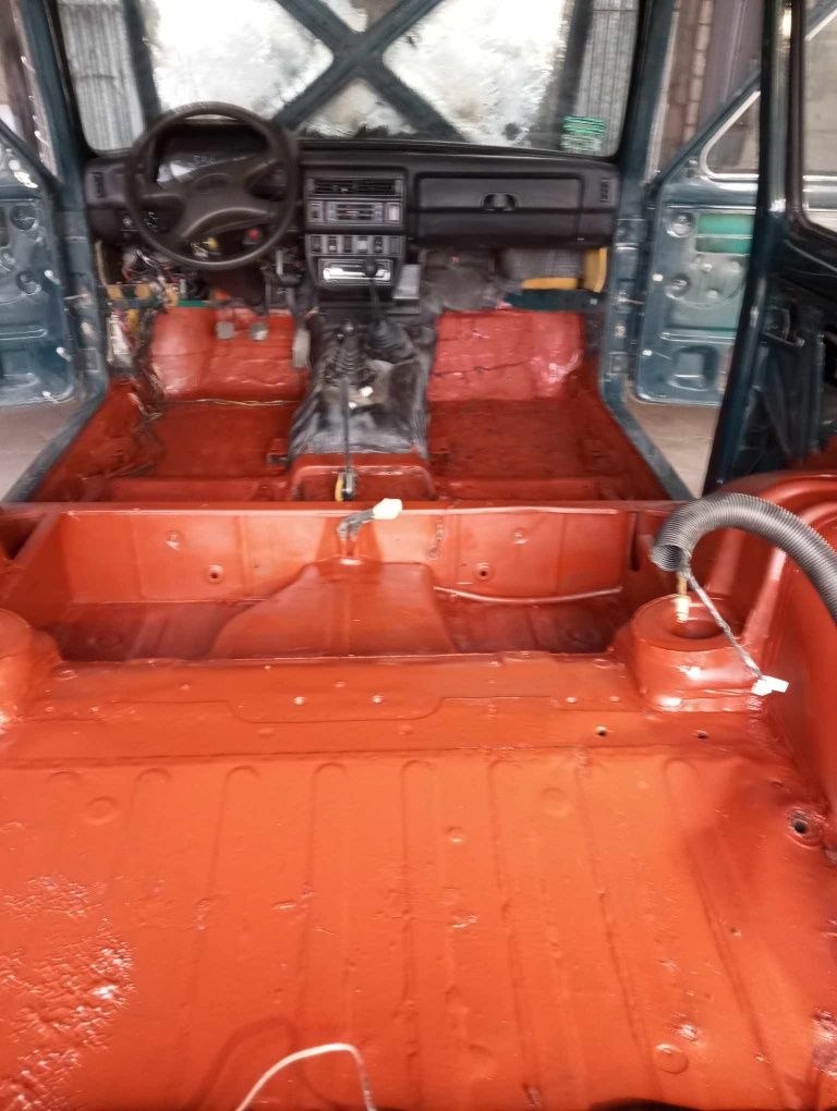 Lada niva 1.7 benzyna gaz