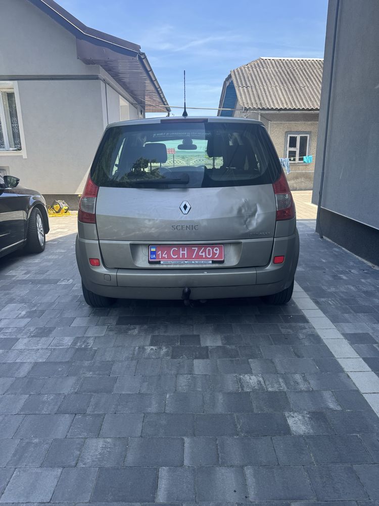 Renault scenik. 1.6 бензин