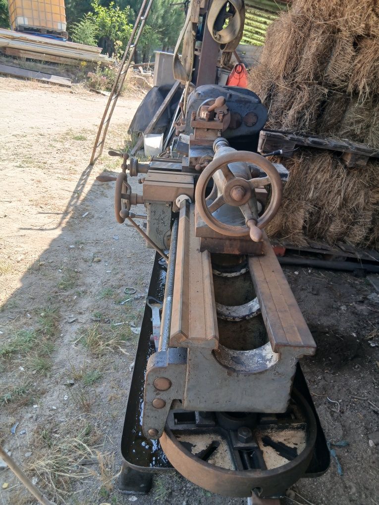 Torno mecânico marca Selva