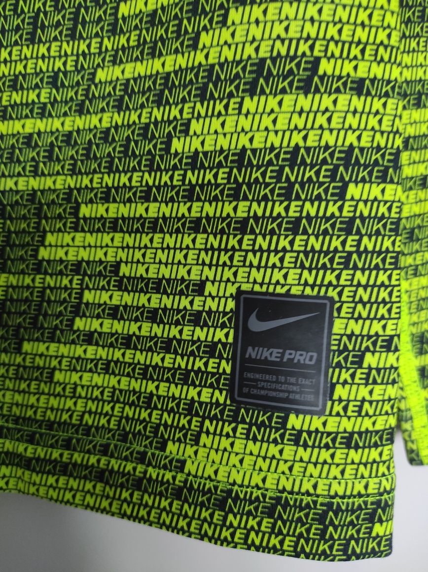 Nike bluzka długi rękaw sportowa treningowa r.128/134