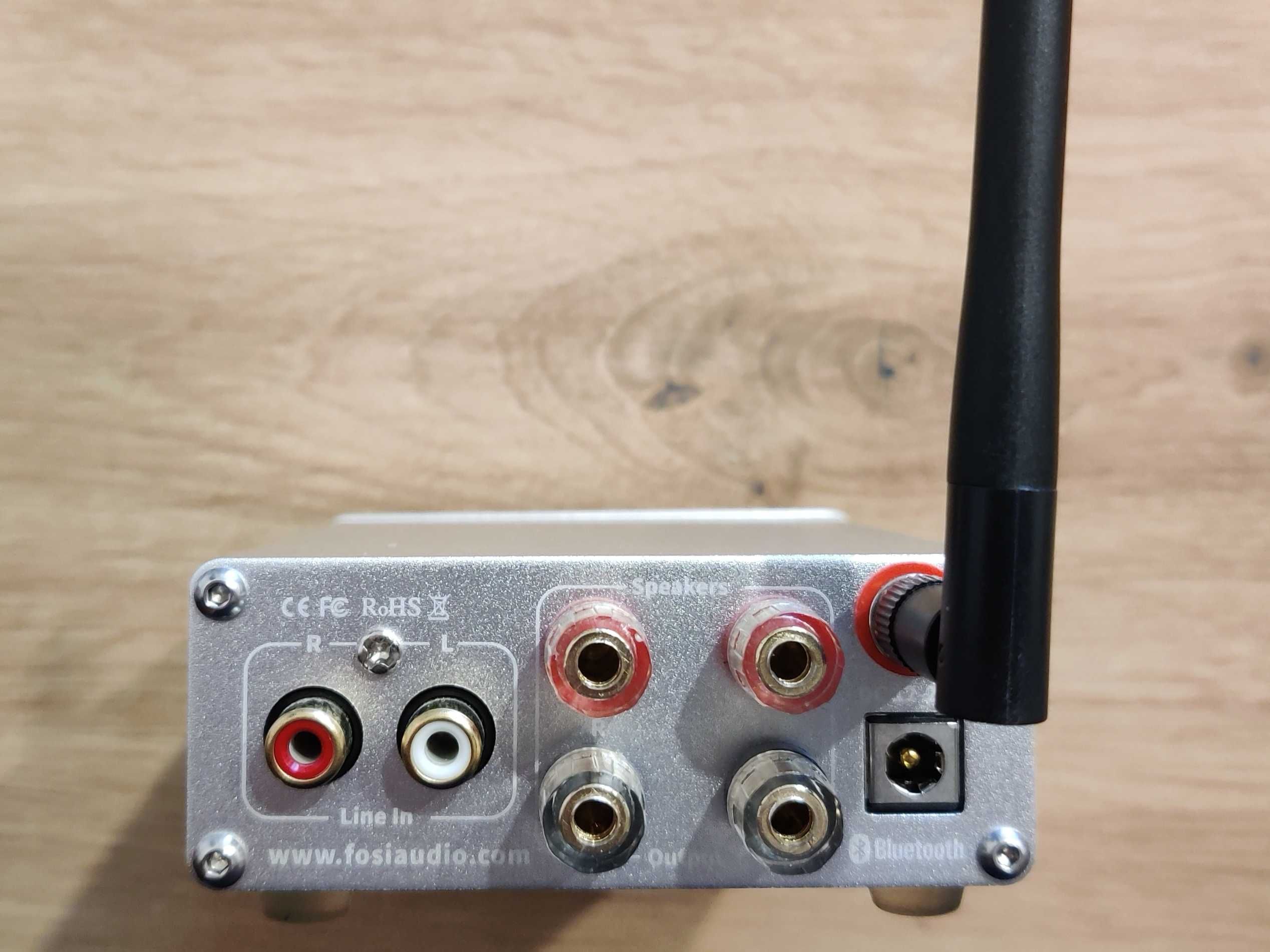 Wzmacniacz Stereo Fosi Audio BT20A Srebrny z zasilaczem