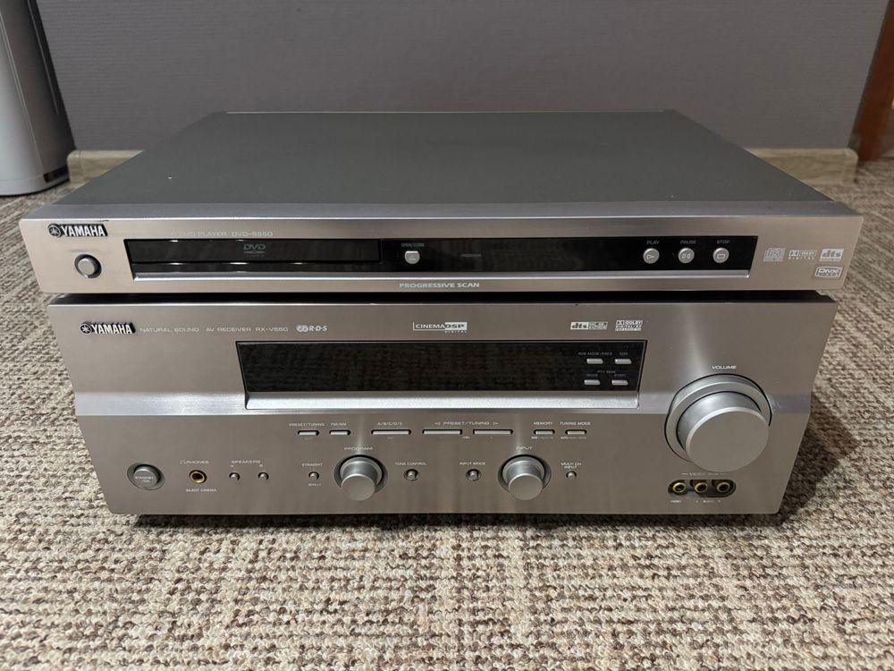Amplituner Yamaha RX-V550+DVD S550