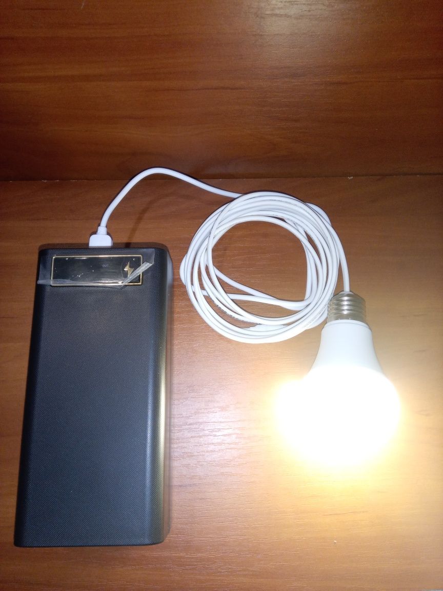 Лампочка работает от павербанка USB Кемпинг лампочка, лампа.